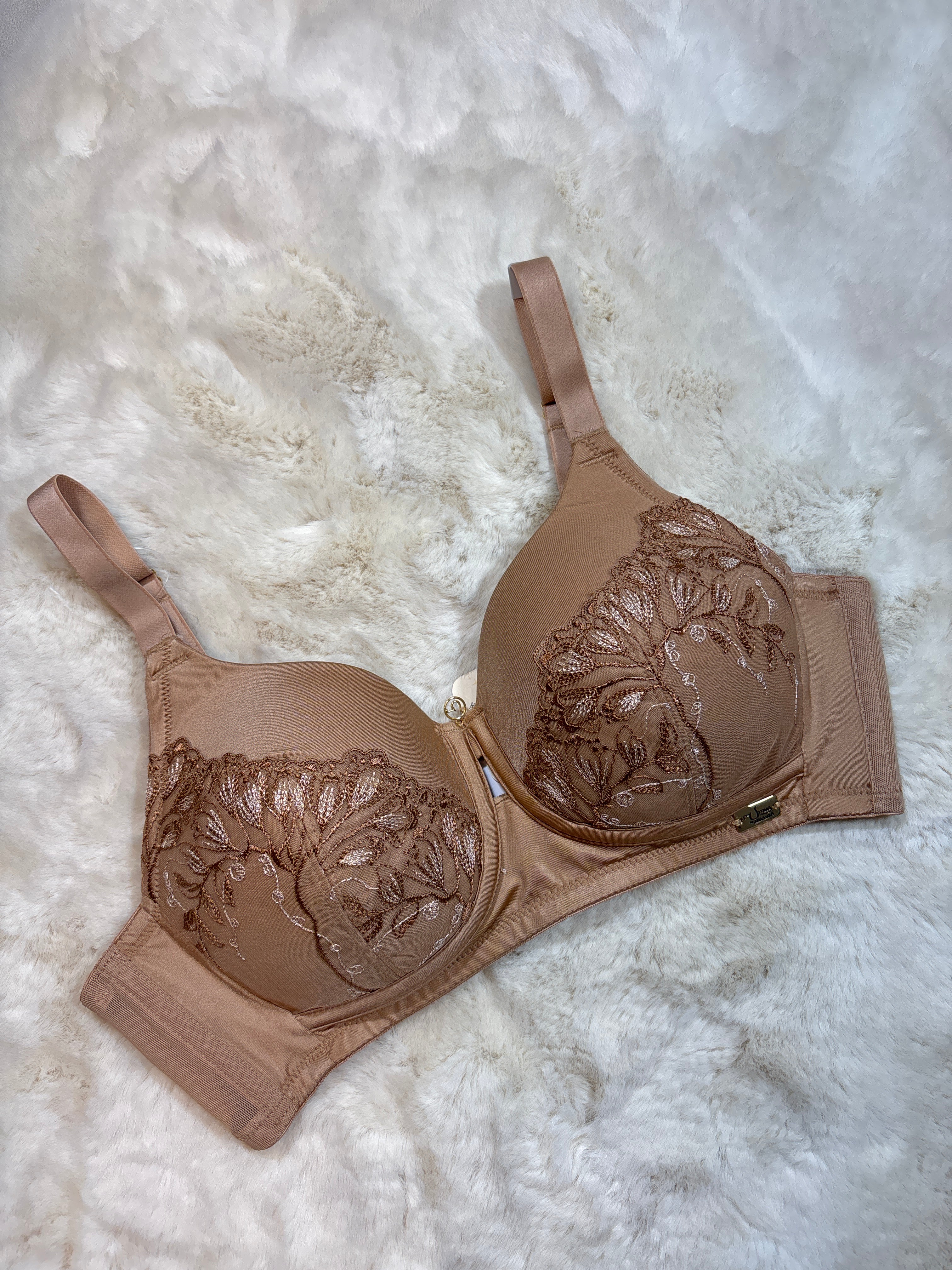 Amante Tshirt Bra Full Coverage Padded Non Wired Solid 32B-40B 28/05/26