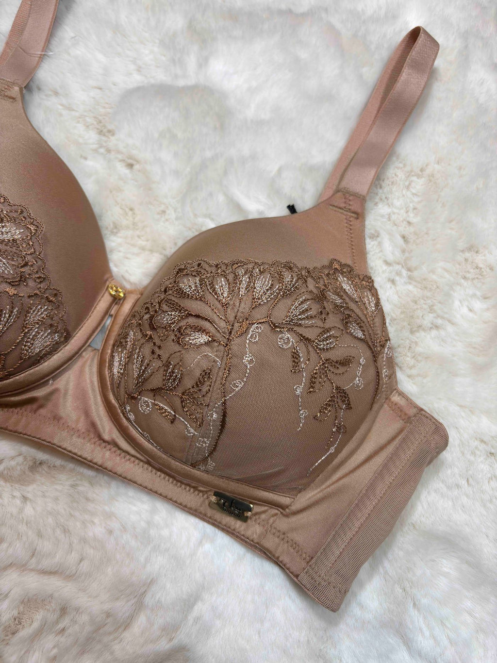 Amante Tshirt Bra Full Coverage Padded Non Wired Solid 32B-40B 19/03/26