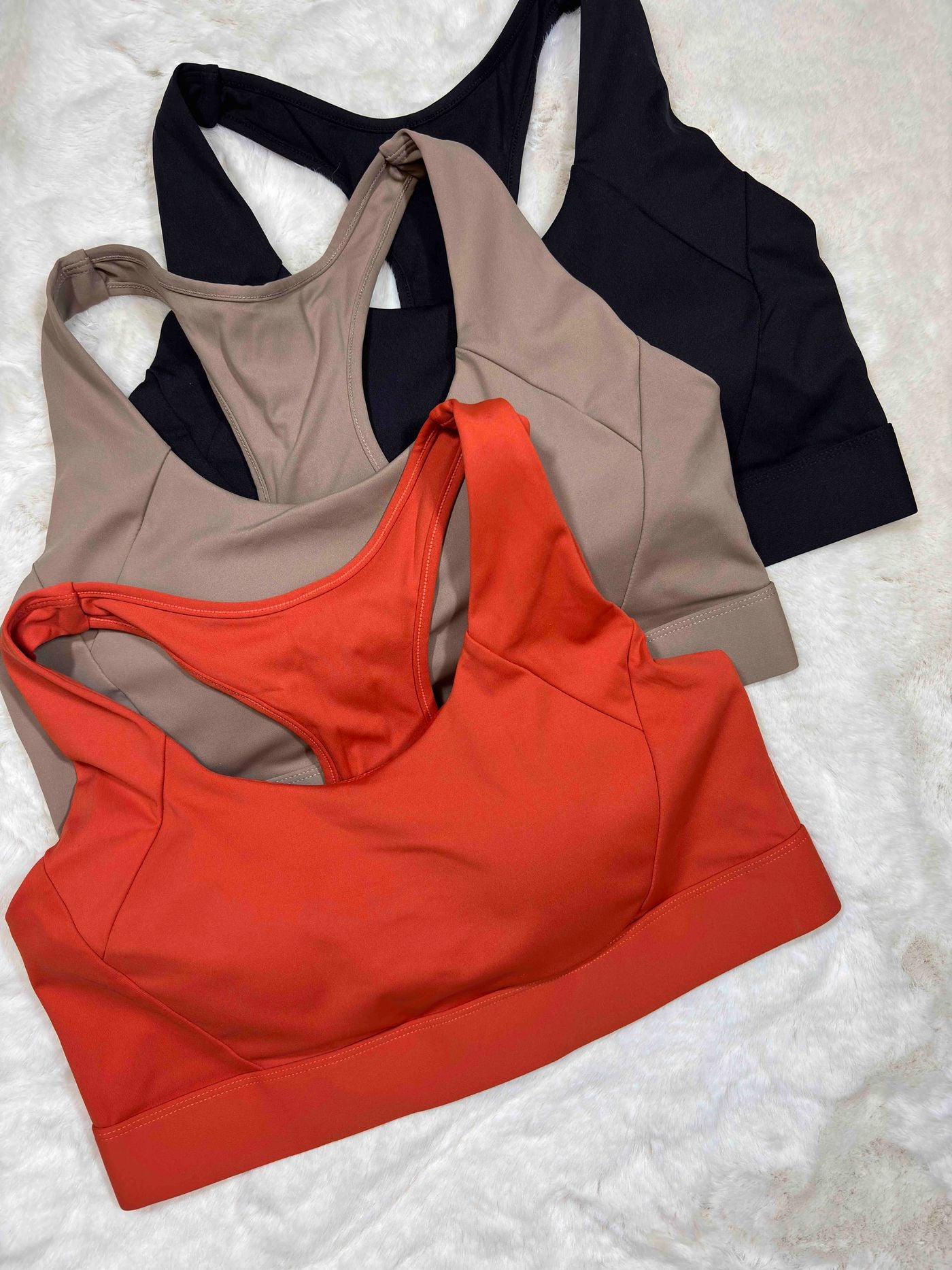 Sports Bra Full Coverage Padded Solid S-2XL 15/04/26