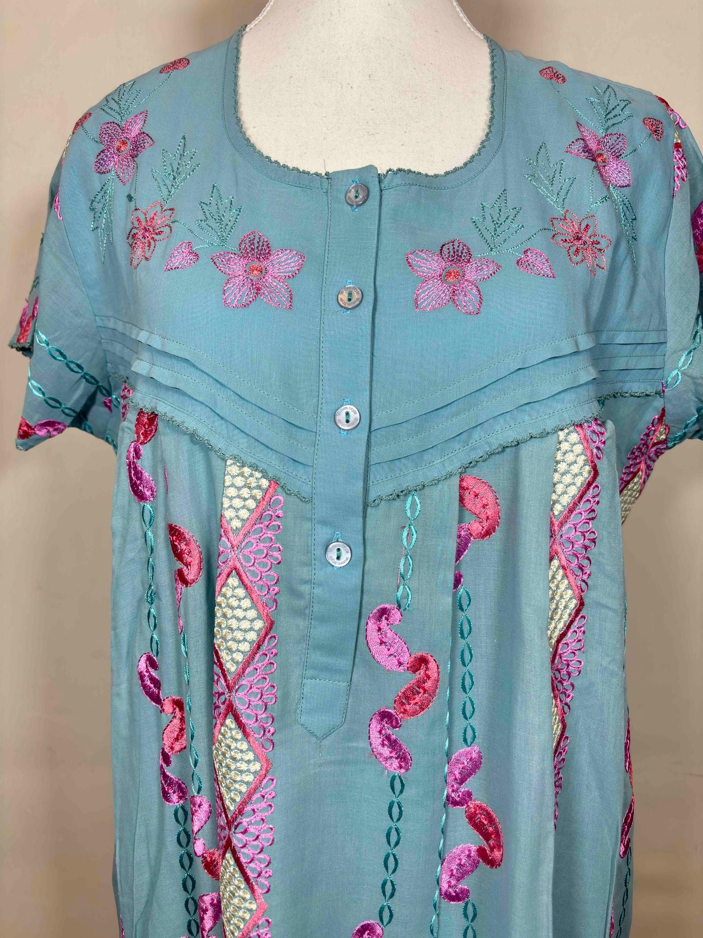 women-style-chikan-nighty-half-sleeves-full-length-embroidery-4496-02-09-25WA