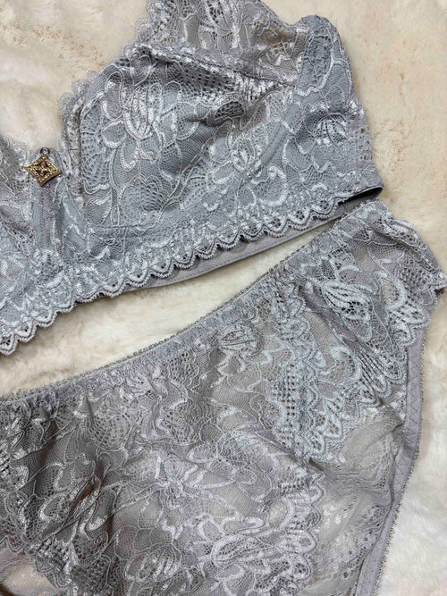 Alies Bra Panty Set Full Coverage Non Padded Non Wired Solid 21/02/26