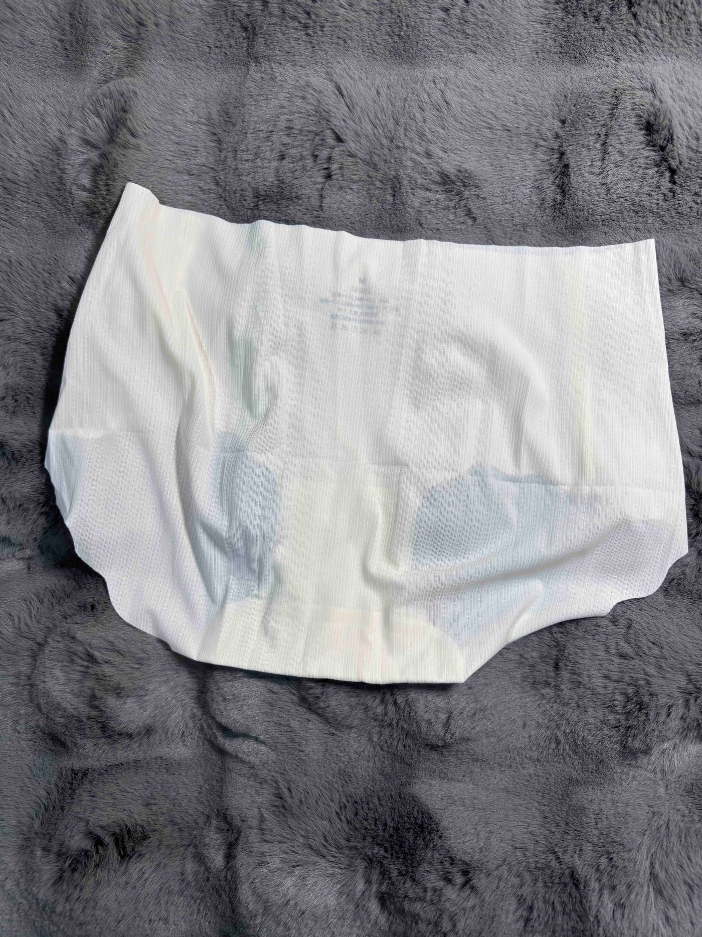 Calni Kean Seamless Light Padded Non Wired High Waist Full Coverage Solid 3831 08/01/26
