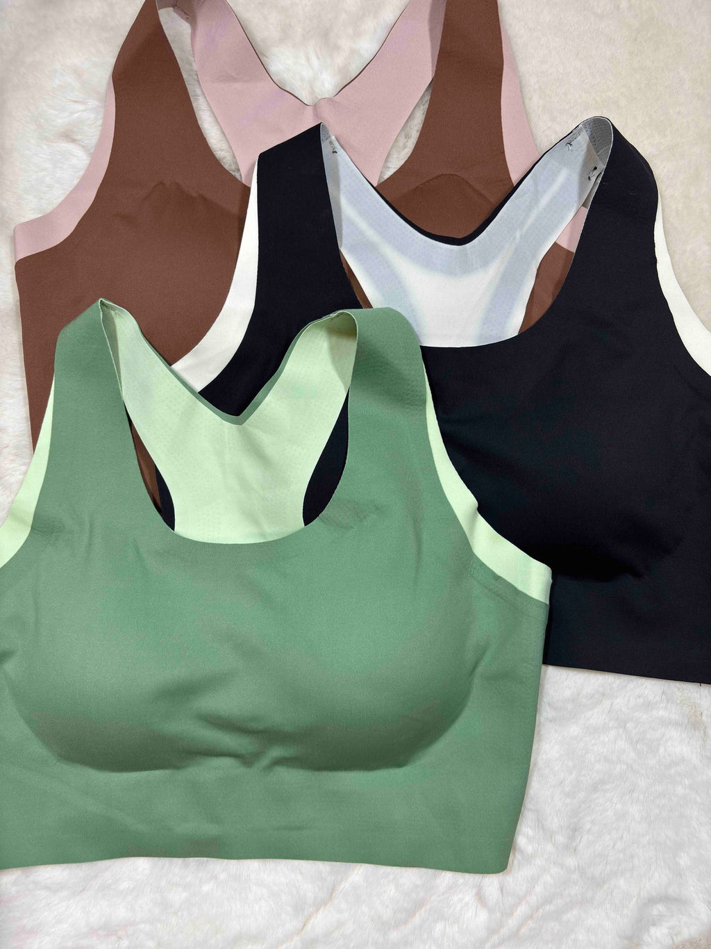 Sports Bra Full Coverage Padded Solid S-2XL 15/04/26