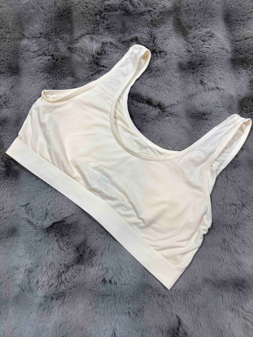 YZN Teenage Bra Full Coverage Padded Solid Freesize 7104 16/09/25