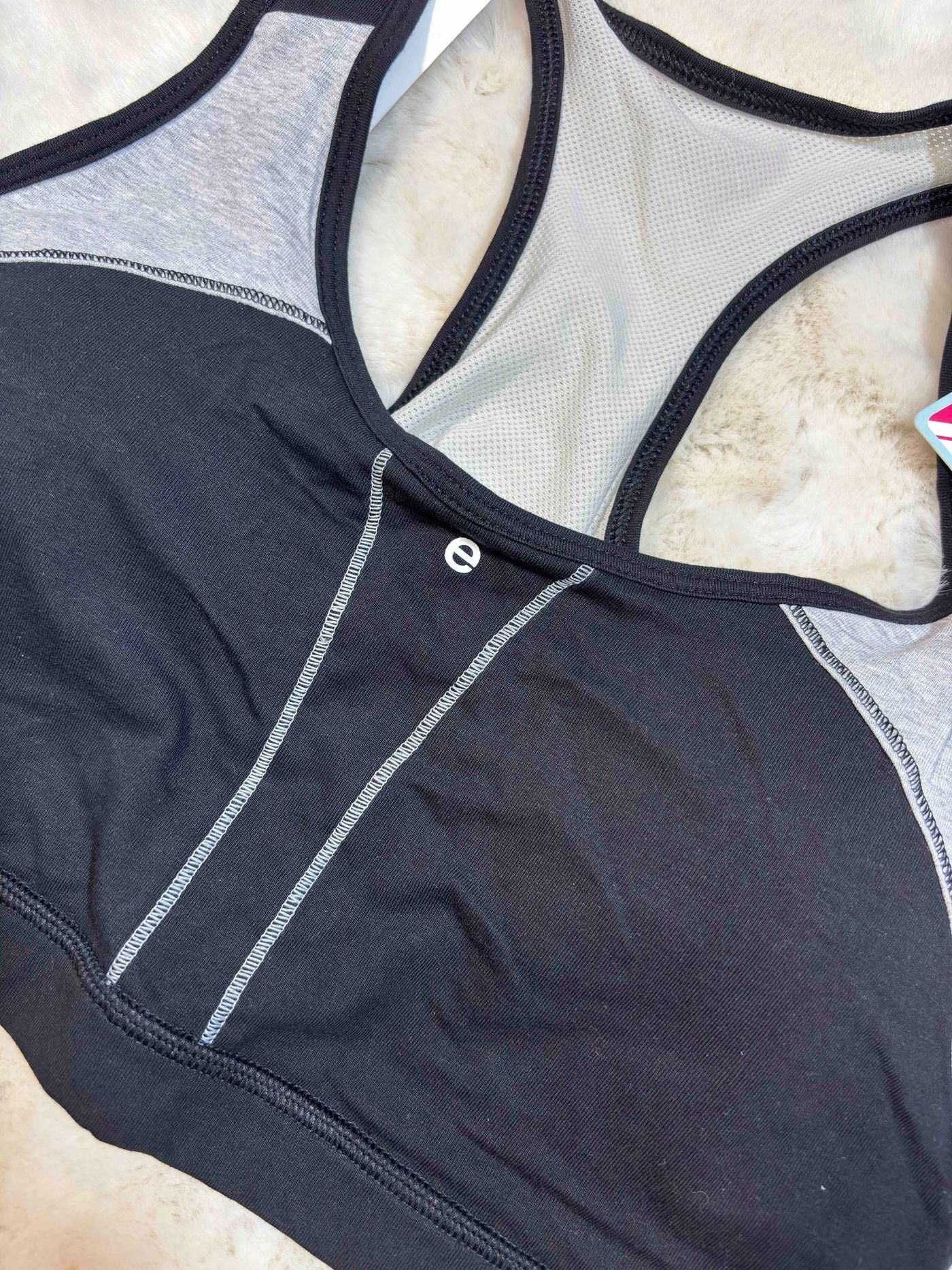 Enamor Sport Bra Full Cover Padded Non Wired Solid M-2XL 21/01/26