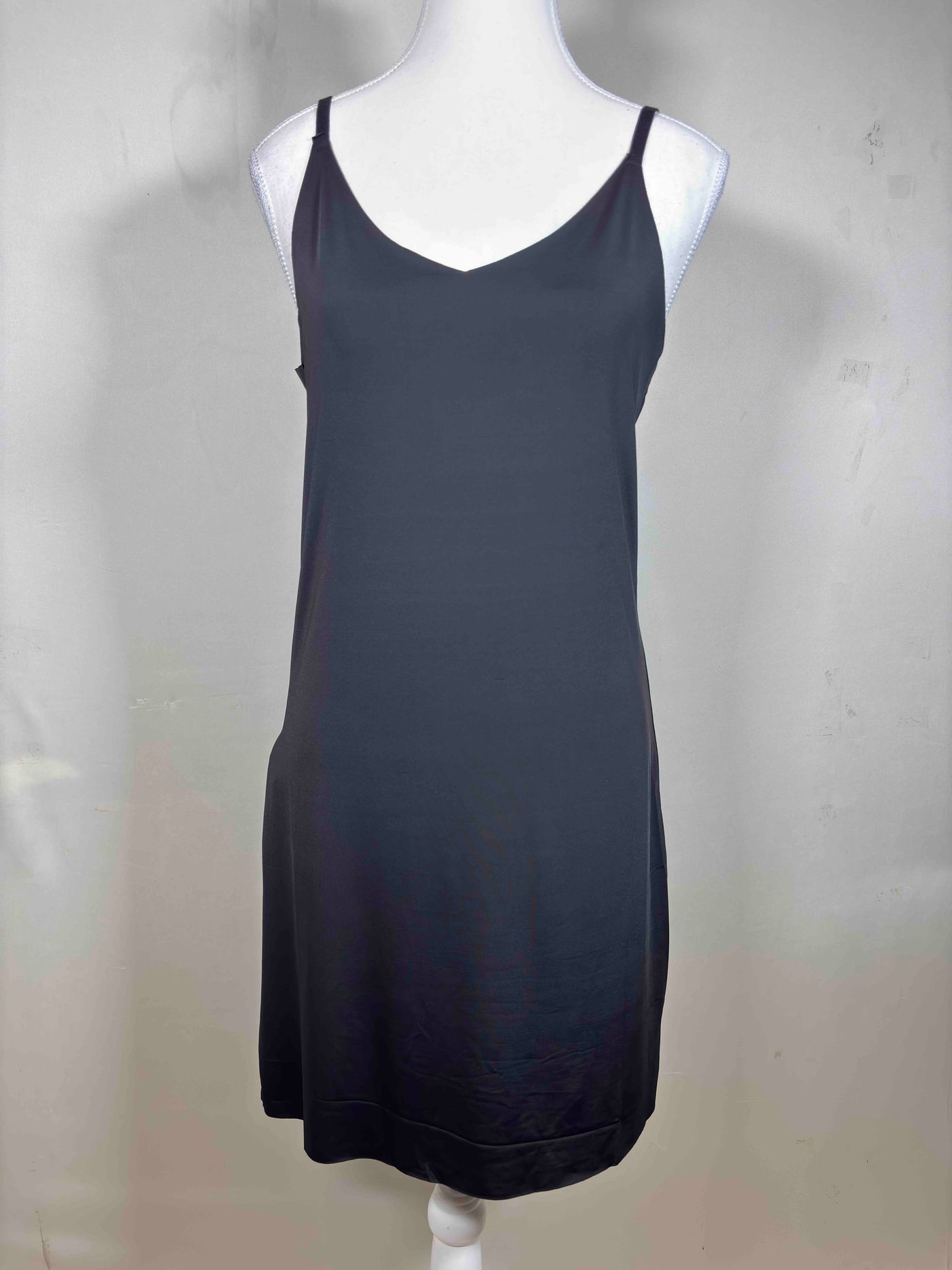 Slip Seamless Solid Freesize 10/08/25