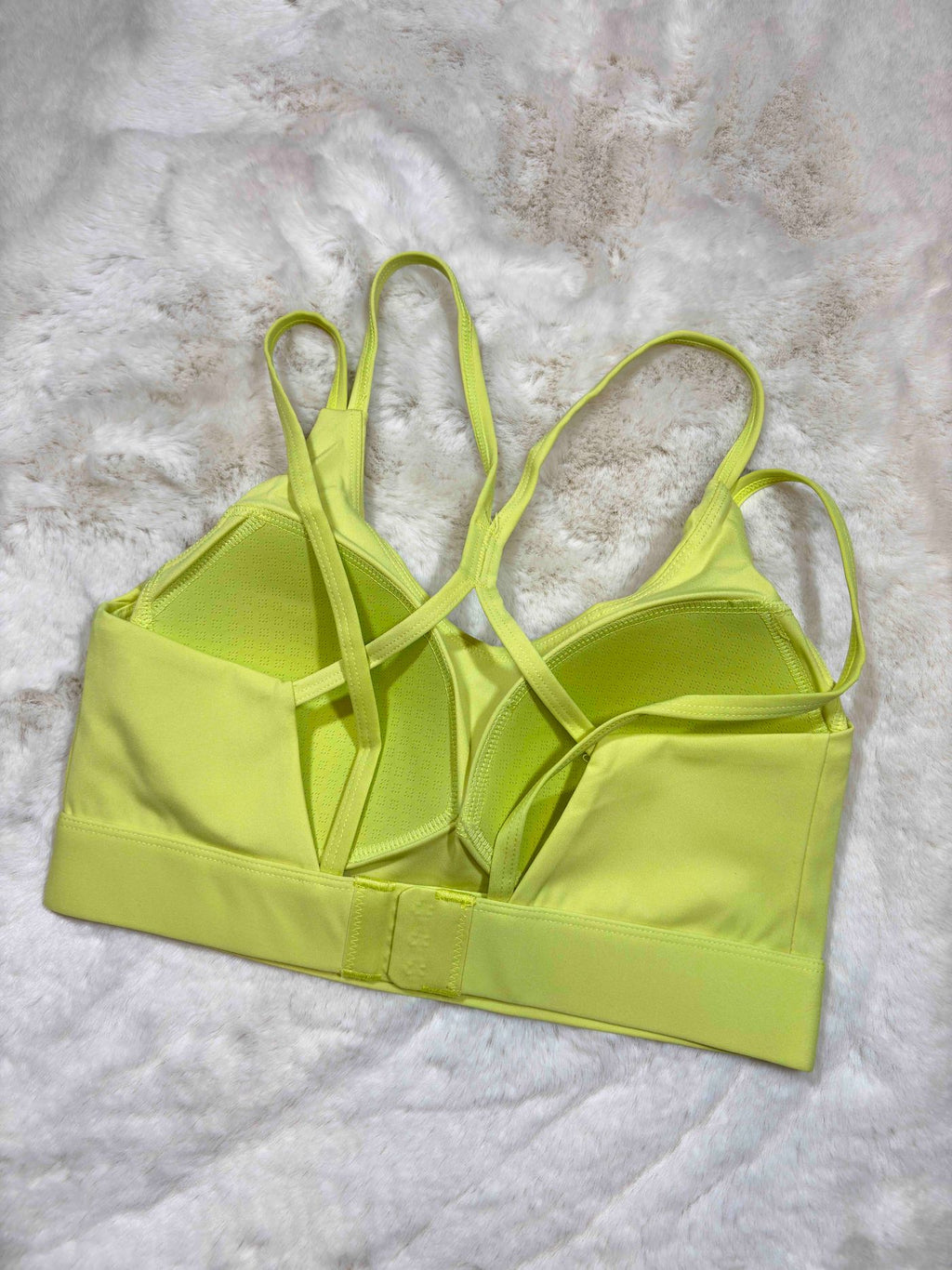 Sports Bra Full Coverage Padded Solid S-2XL 15/04/26