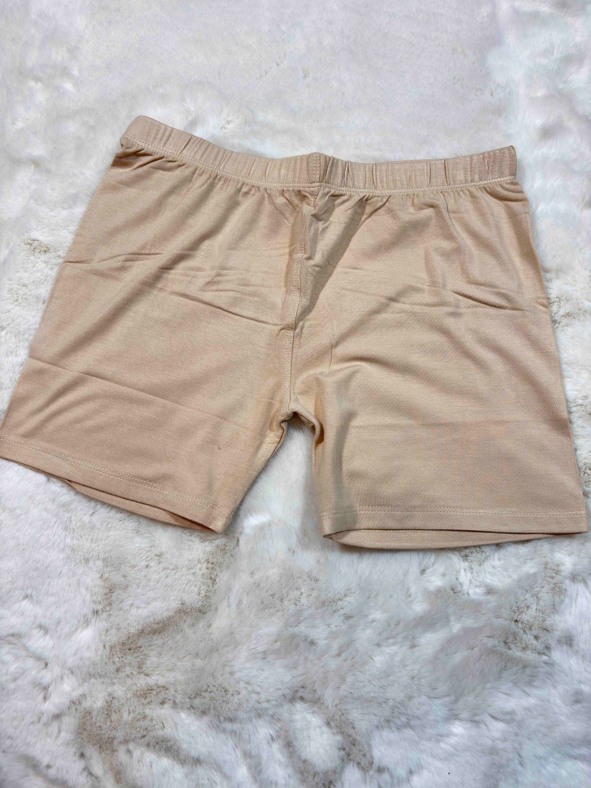 Laasa Hot Shorts Short Length Solid S-2XL 05/02/26