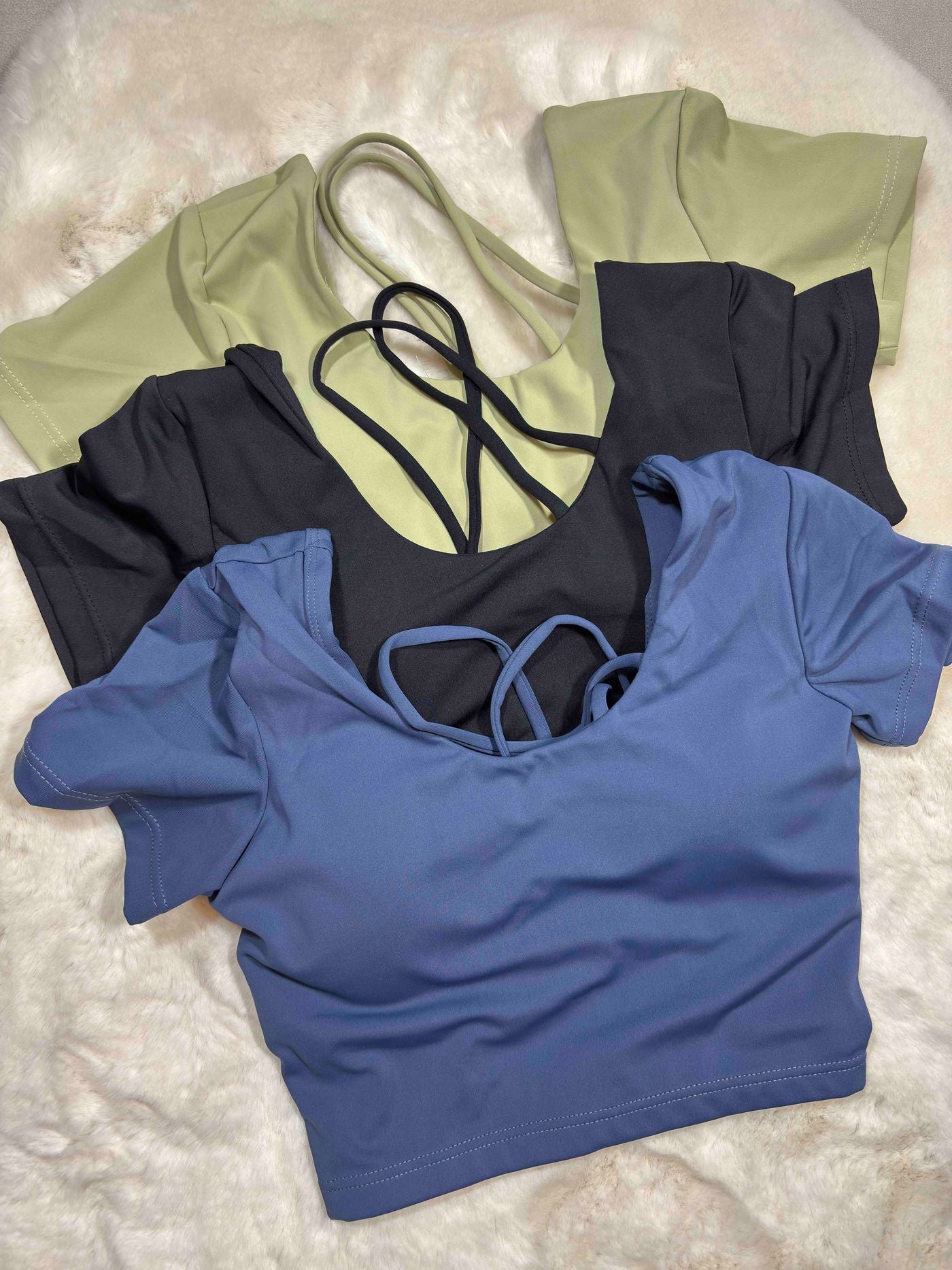 Gym Wear Top Full Coverage Padded Half Sleeves Solid S-XL 11/03/26