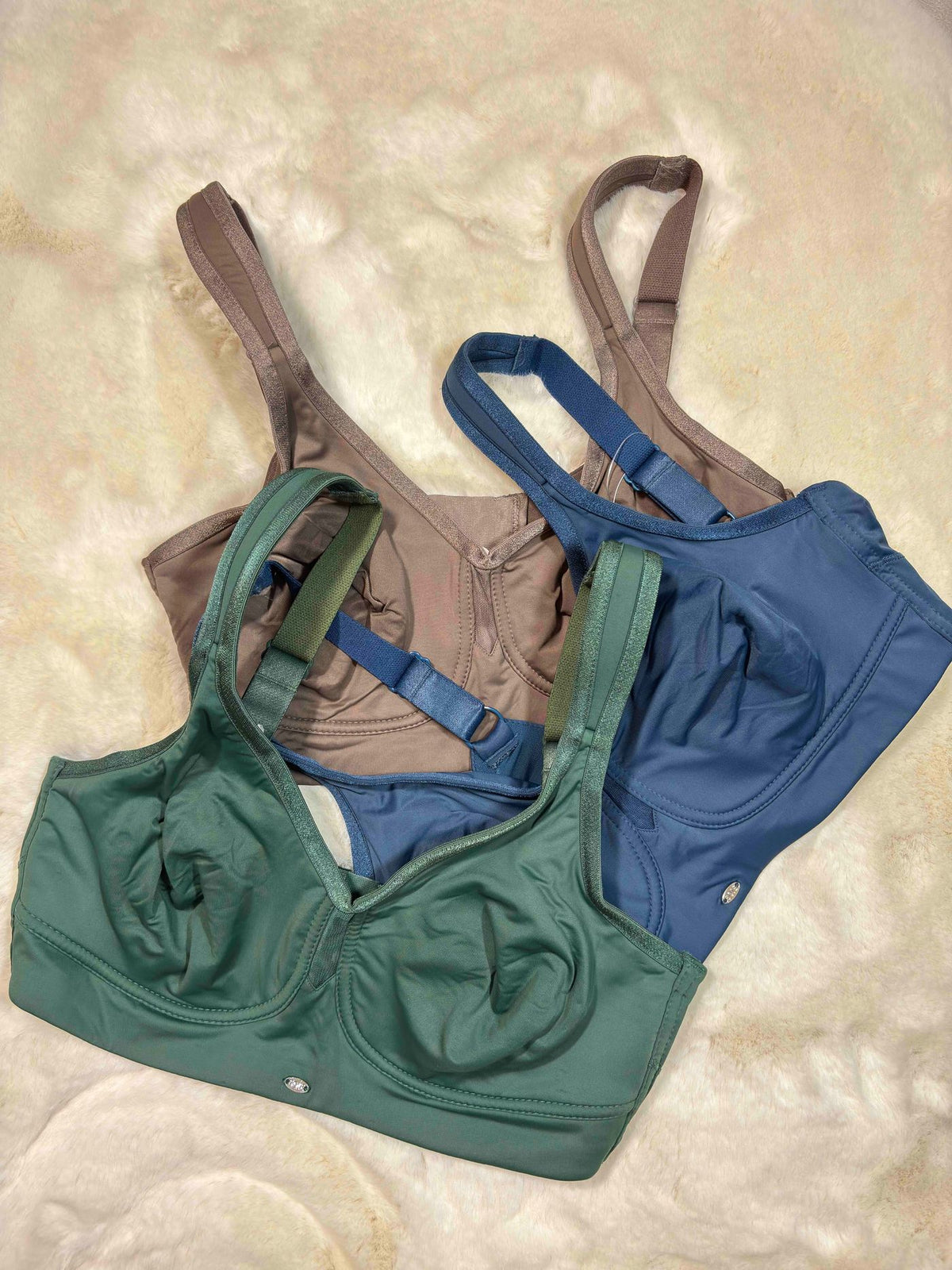 SOIE Minimizer Full Coverage Non Padded Non Wired Solid 32D-42D 09/03/26