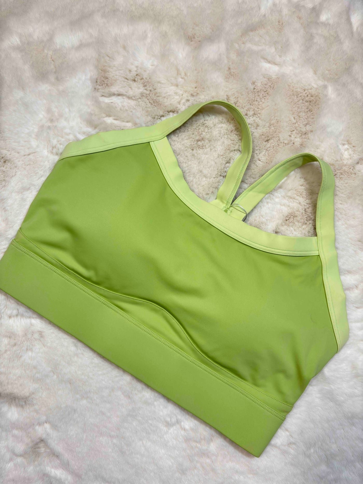 Sports Bra Full Coverage Padded Solid S-2XL 22/01/26