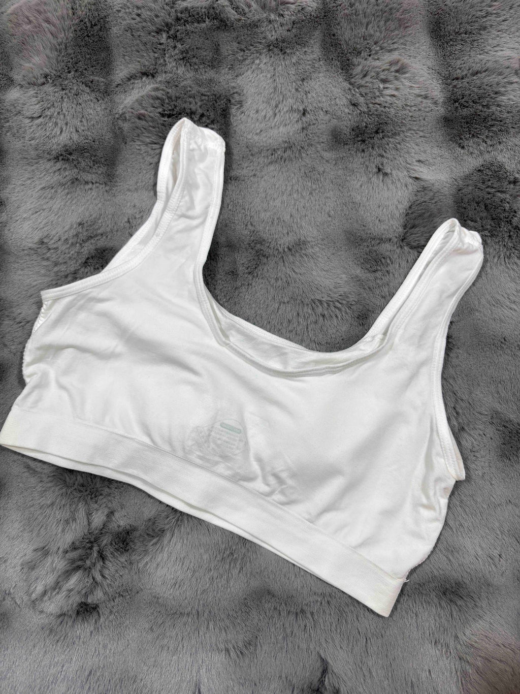 YZN Teenage Bra Full Coverage Padded Solid Freesize 7104 16/09/25