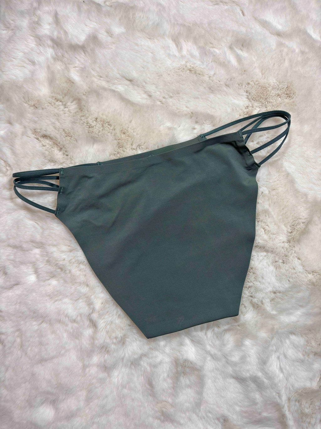 Thongs Low Coverage Low Waist Solid S-XL 25/03/26