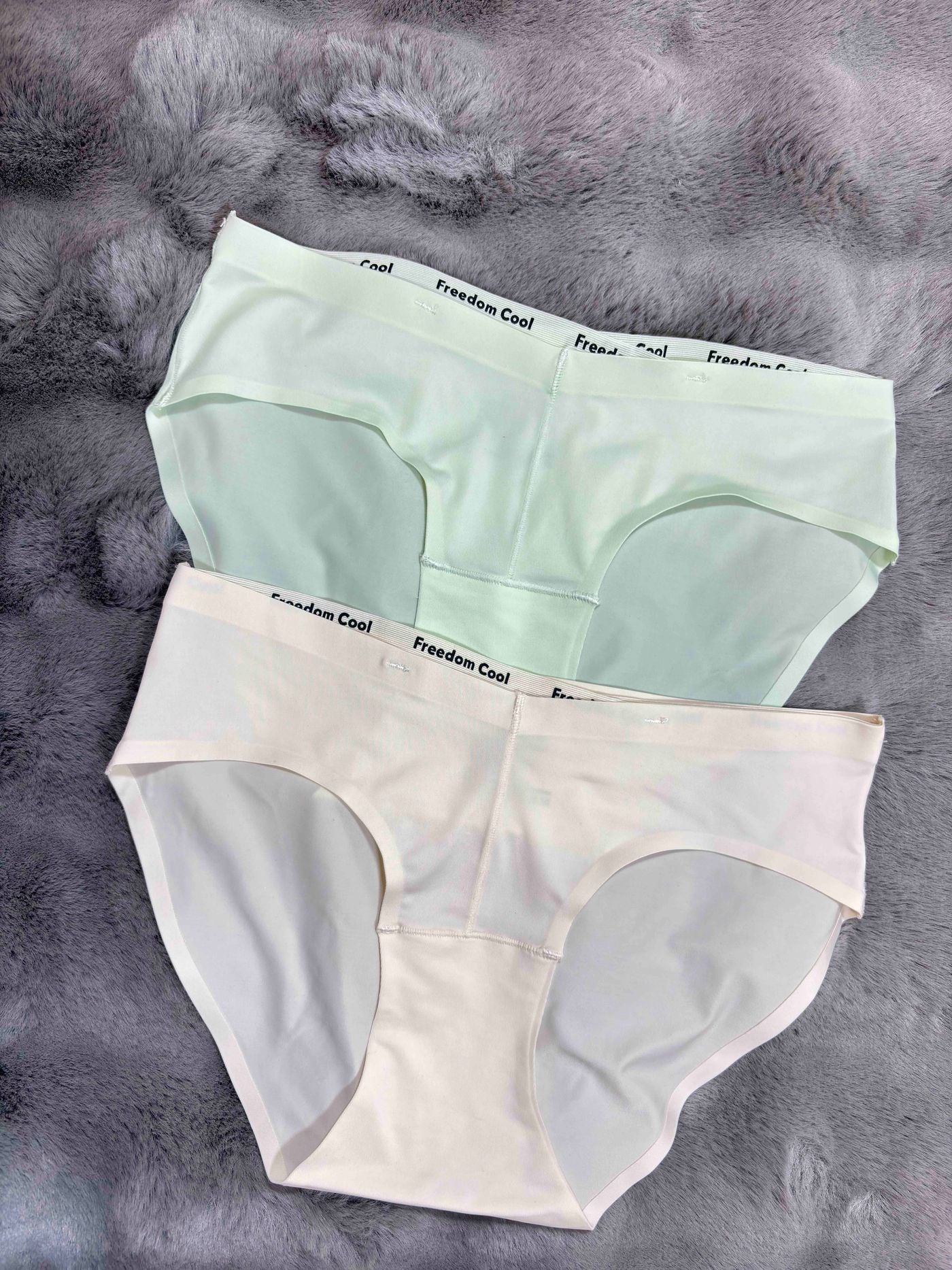 Seamless Midi Half Coverage Mid Waist Solid Freesize 12/11/25