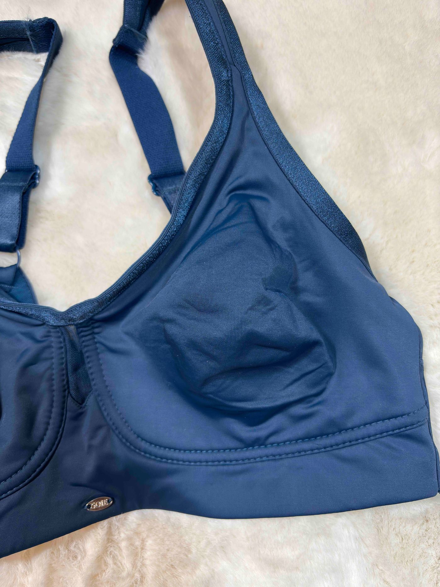 SOIE Minimizer Full Coverage Non Padded Non Wired Solid 32D-42D 09/03/26