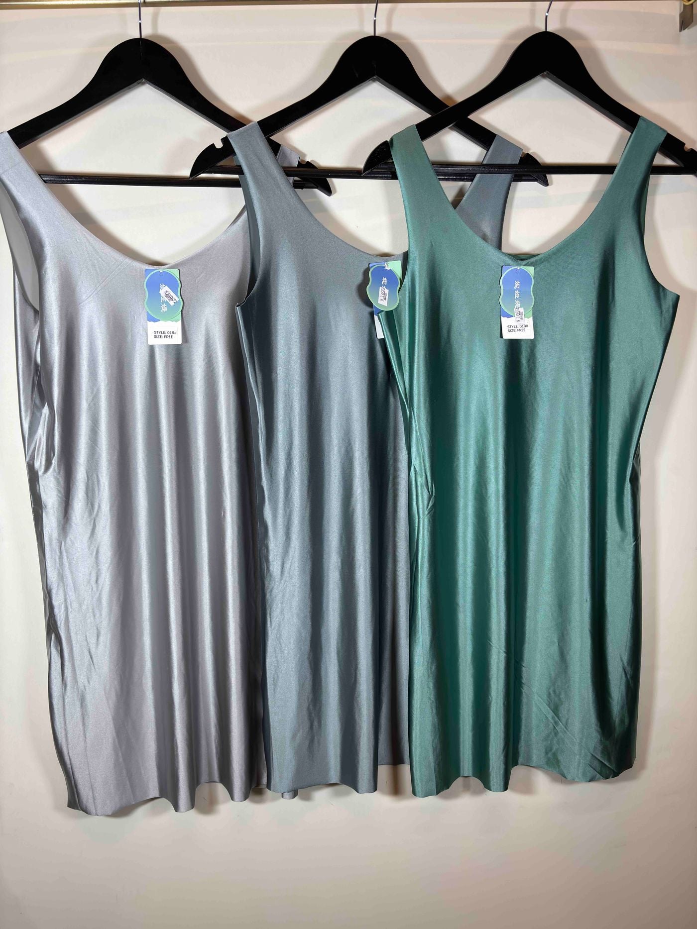 Nyati Broadstraps Slip Solid Freesize 20/01/26
