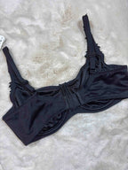 Triumph Minimizer Bra Full Coverage Non Padded Wired Solid 32D-40D 05/04/26