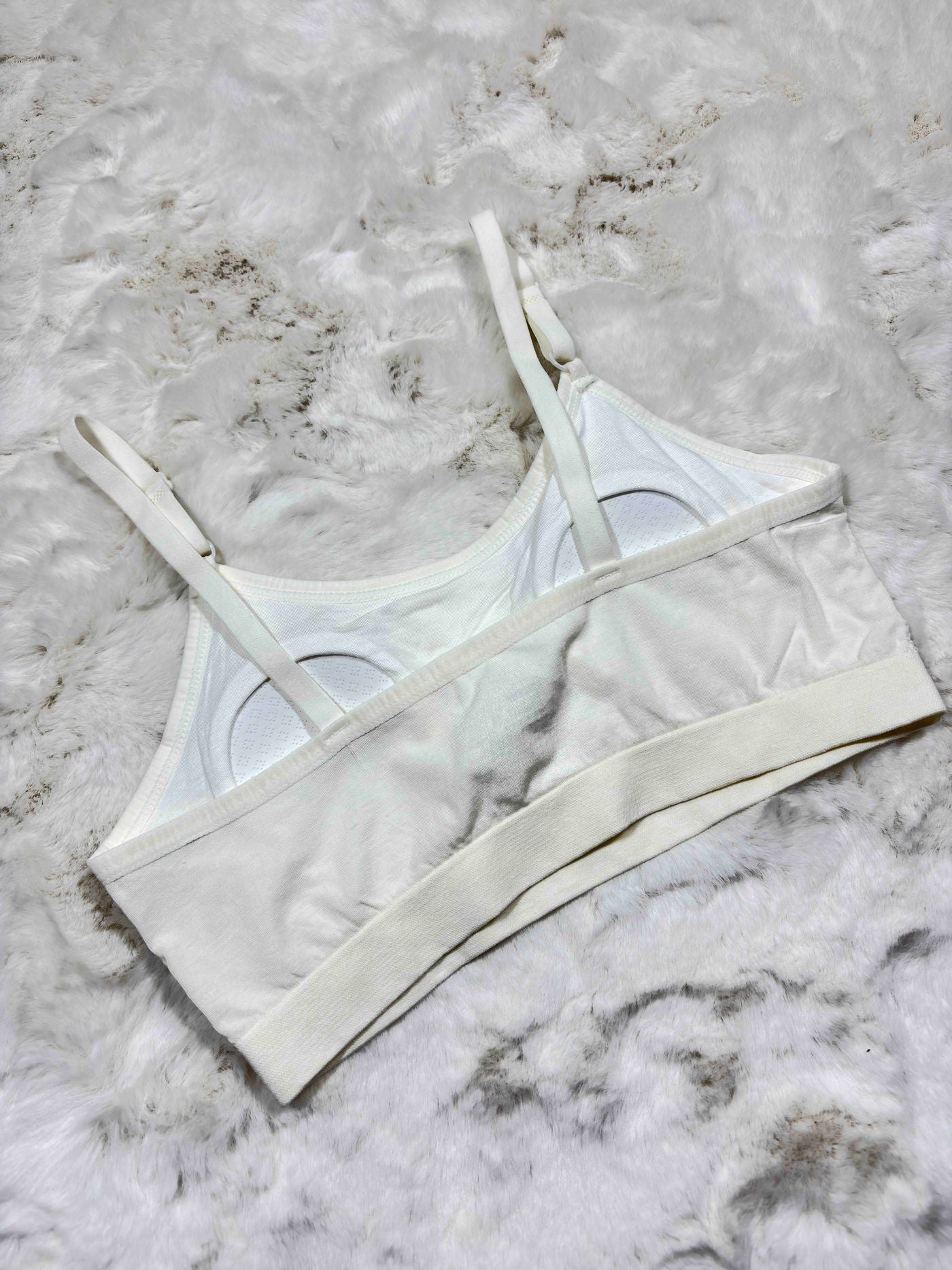 YZN Teenage Bra Full Coverage Light Padded Solid S-L 5669 30/12/25