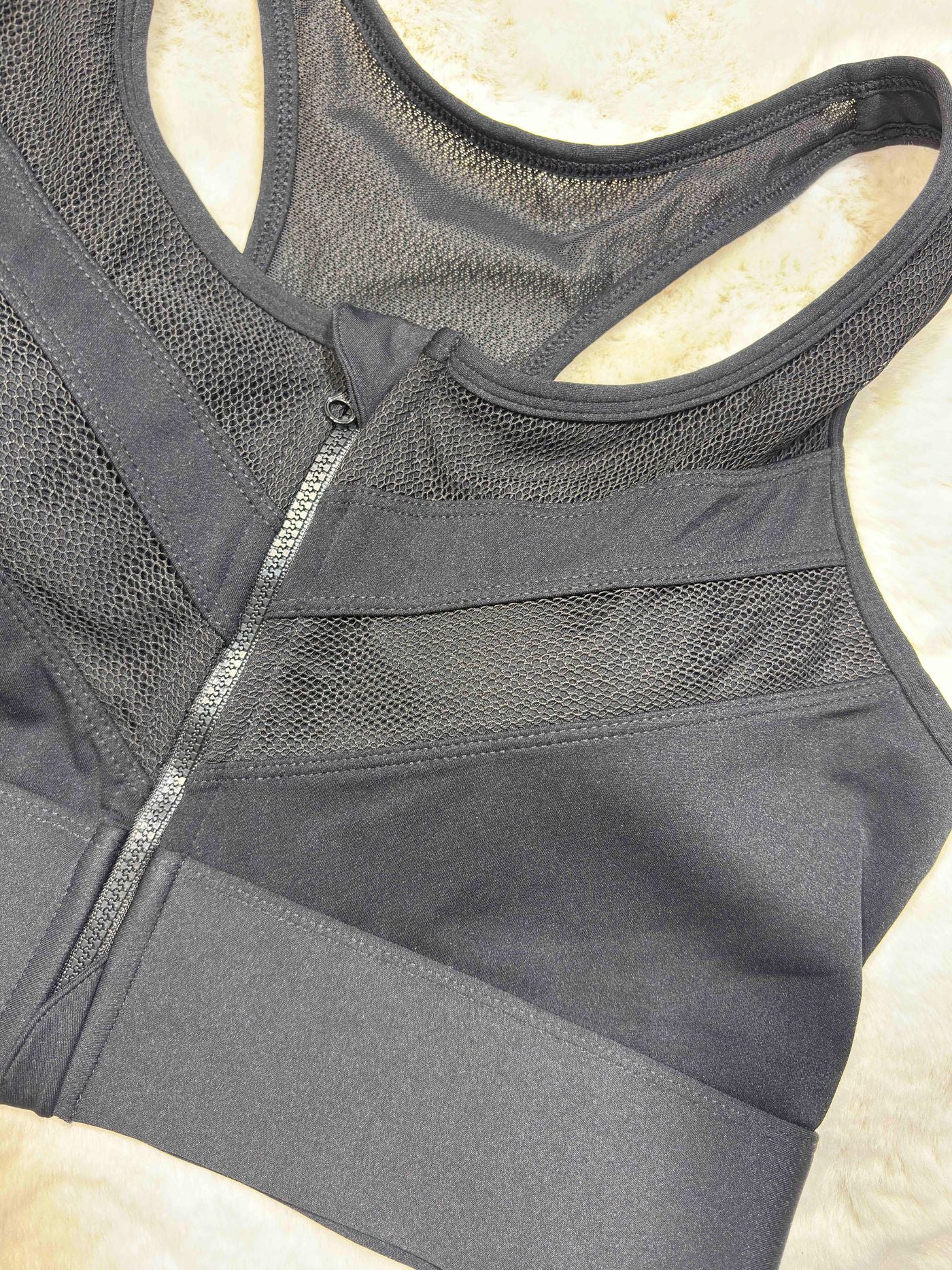 Sports Bra Full Coverage Padded Solid S-2XL 22/01/26