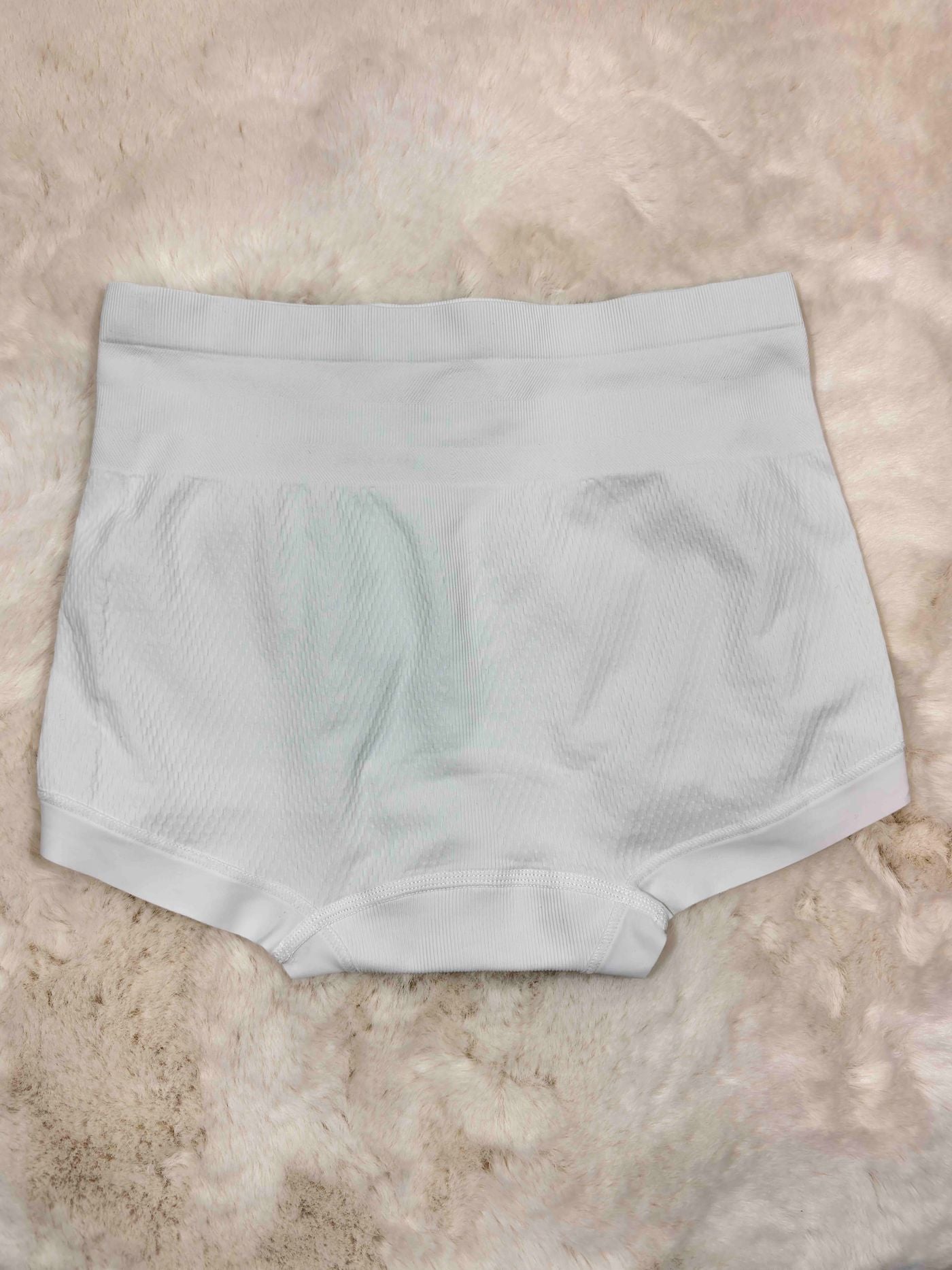 Luo Rong Di Hipster Full Coverage High Waist Solid Freesize 16/10/25