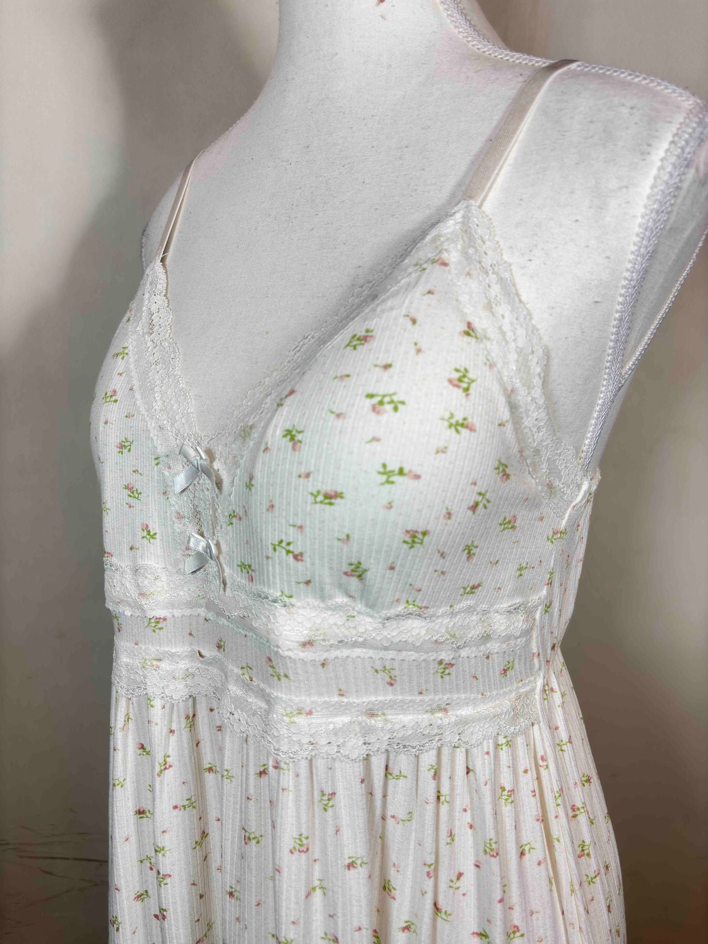 short-nighty-sleeveless-knee-length-printed-padded-s-xl-30-09-25E