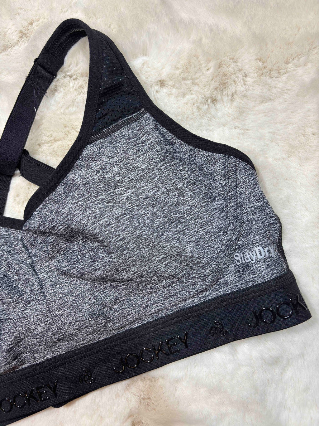 Jockey Sports Bra Full Coverage Padded Non Wired Solid 21/02/26