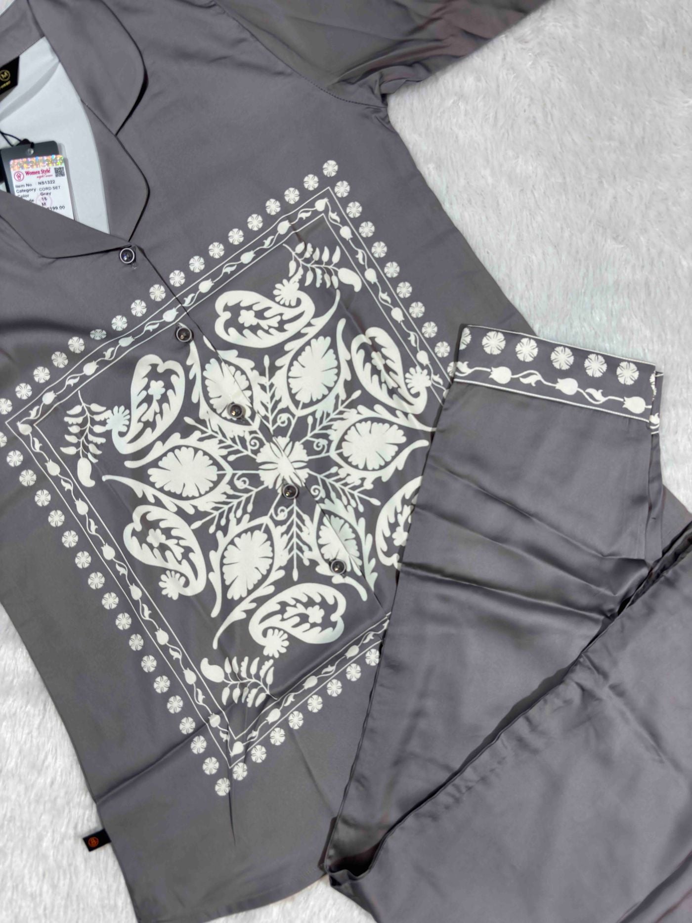 women-style-nightsuit-3-4-sleeves-shirt-full-length-solid-s-xl-12-03-26B