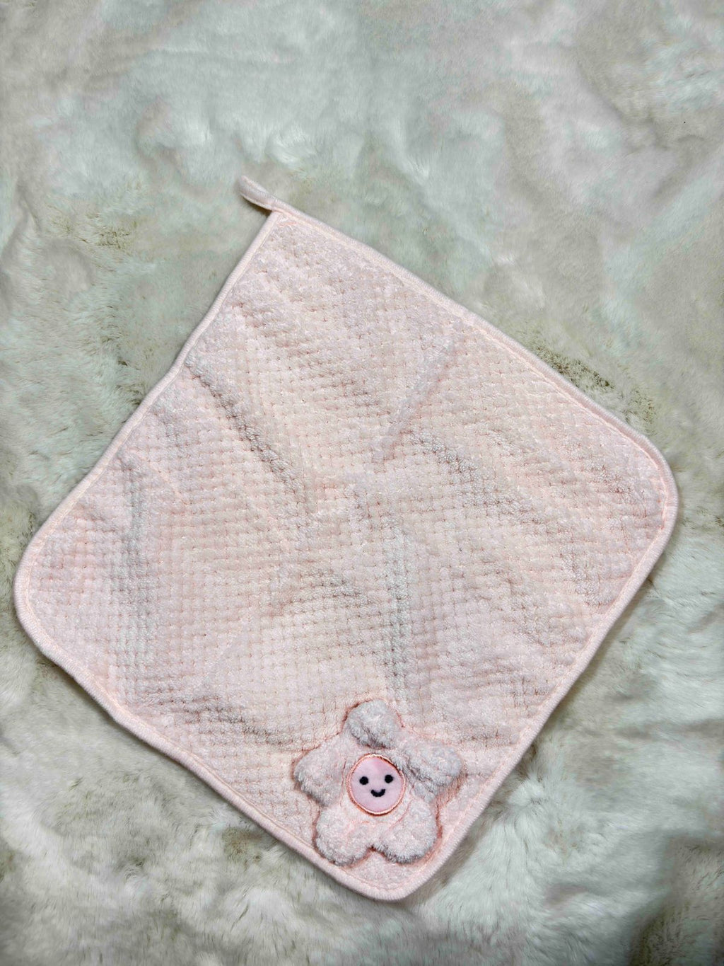 handkerchief-solid-14-02-25