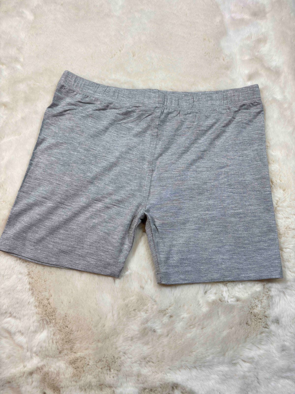 Laasa Hot Shorts Short Length Solid S-2XL 05/02/26