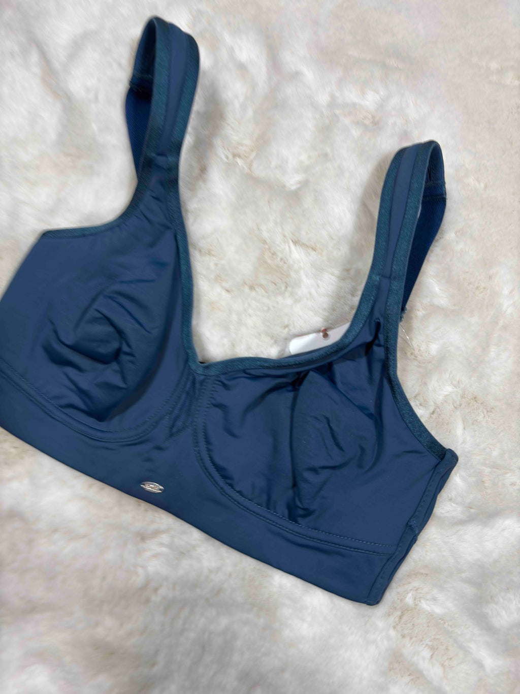 SOIE Minimizer Full Coverage Non Padded Non Wired Solid 32C-42C 08/02/26