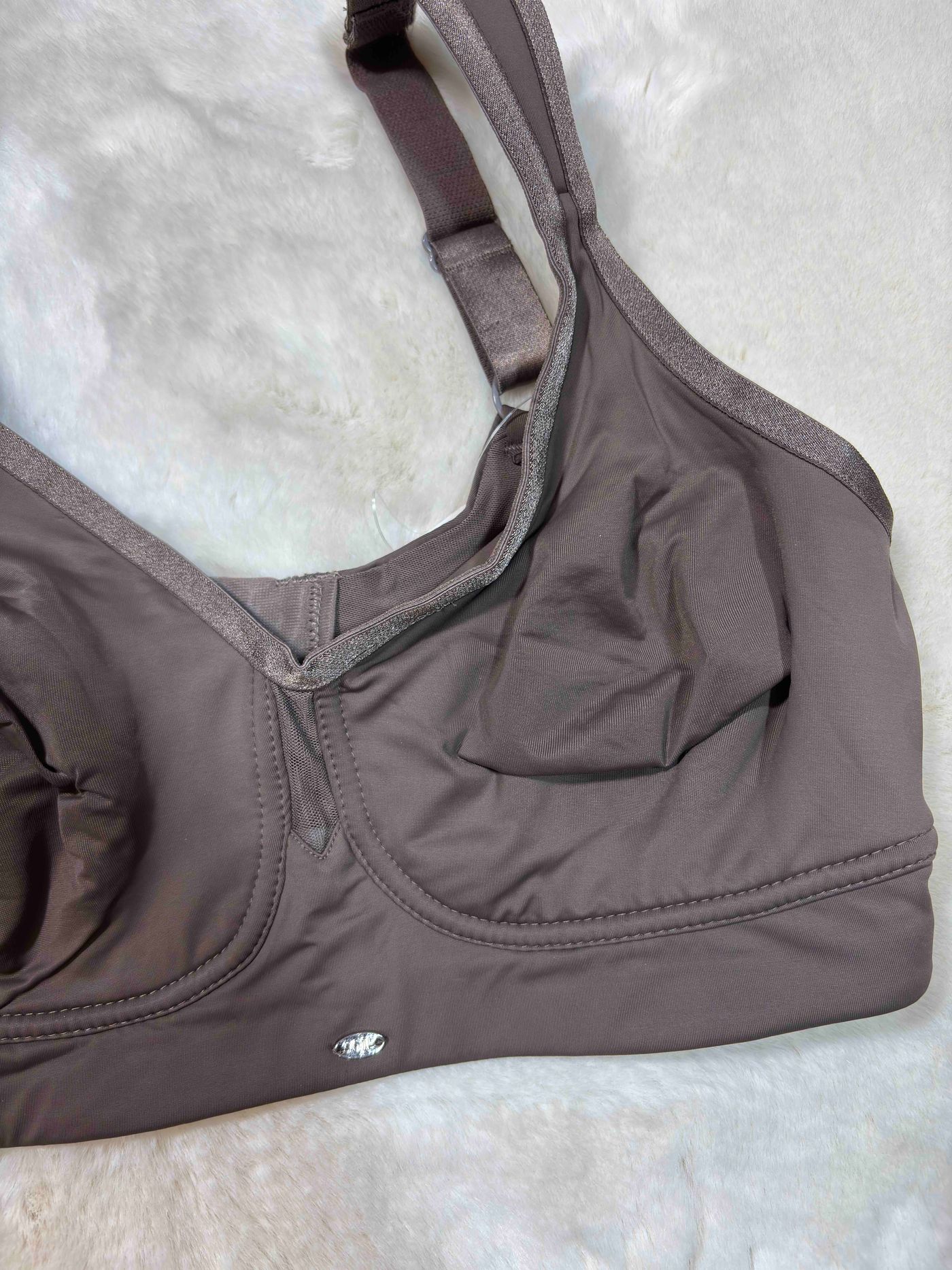 SOIE Minimizer Full Coverage Non Padded Non Wired Solid 32D-42D 09/03/26