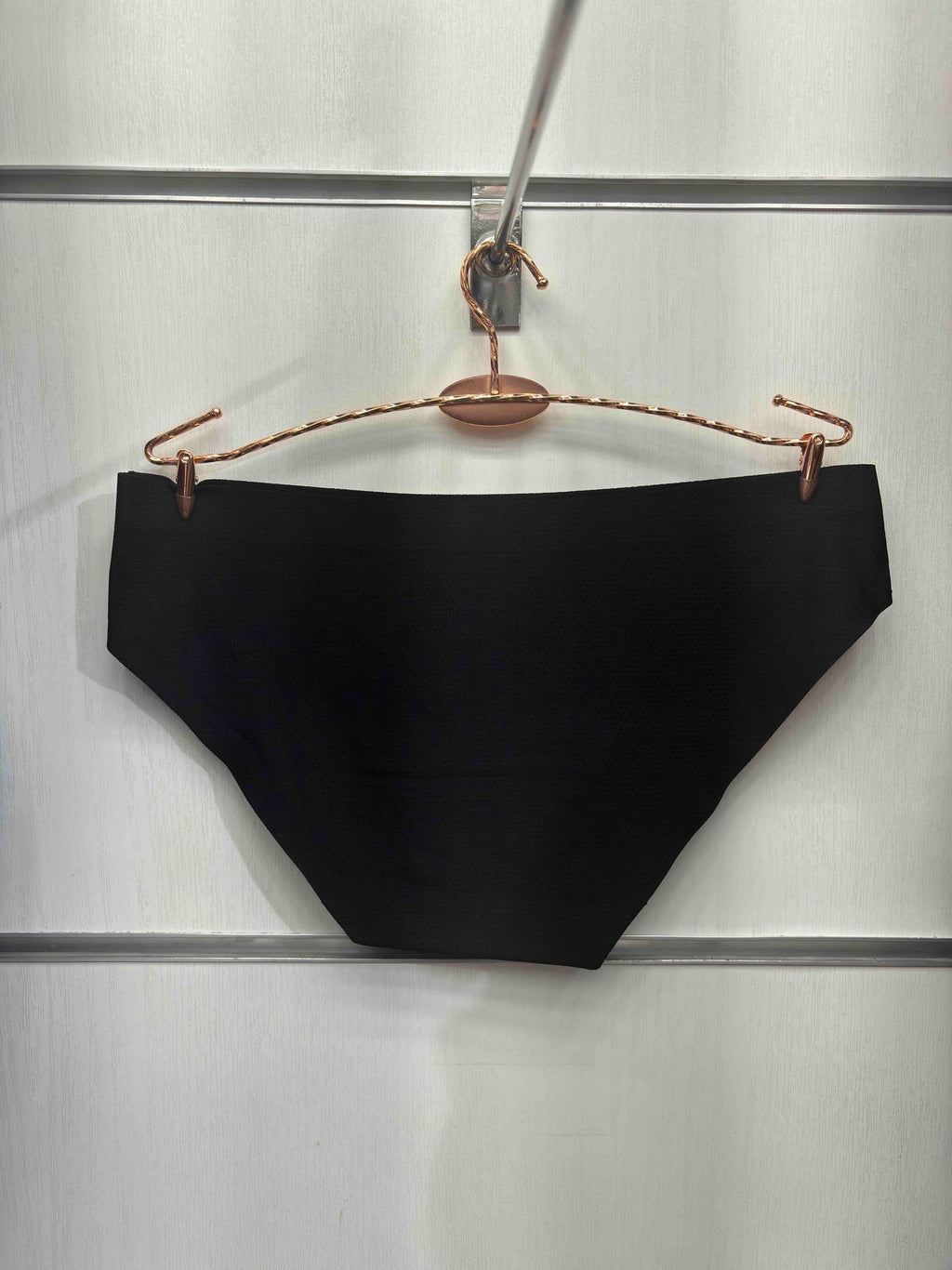 Xiaotianer Seamless Panty Low Rise Low Coverage Freesize 6070 10/11/25