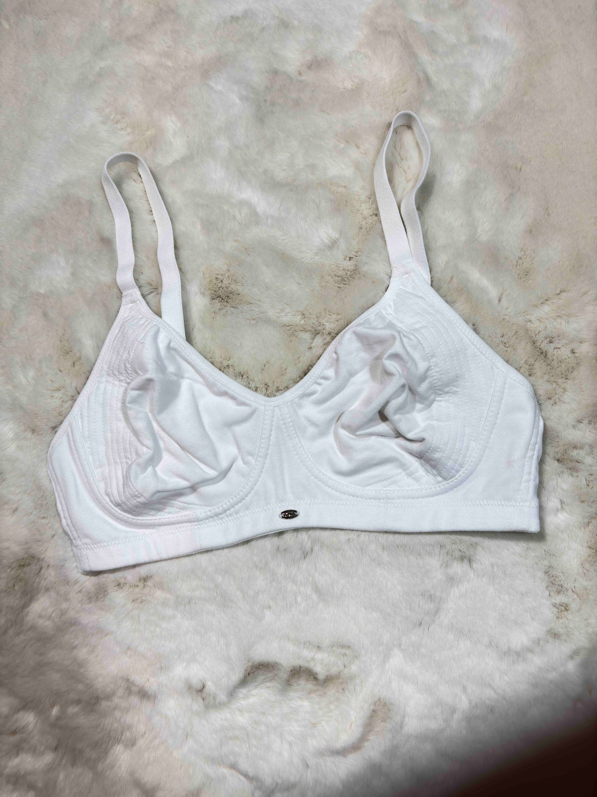 SOIE Minimizer Full Coverage Non Padded Non Wired Solid 32D-40D 09/03/26