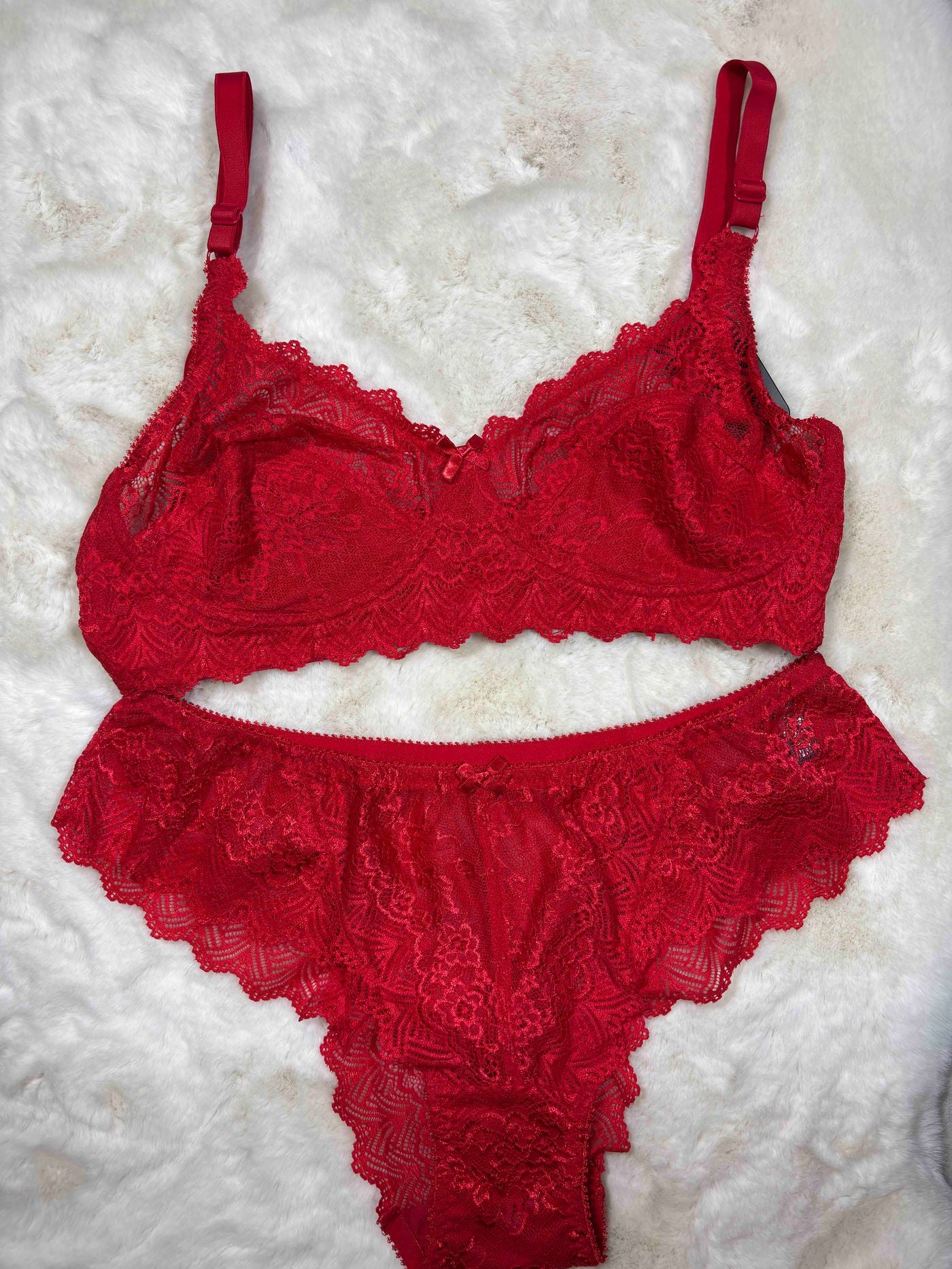 Alies Bra Panty Set Full Coverage Non Padded Non Wired Solid 21/02/26