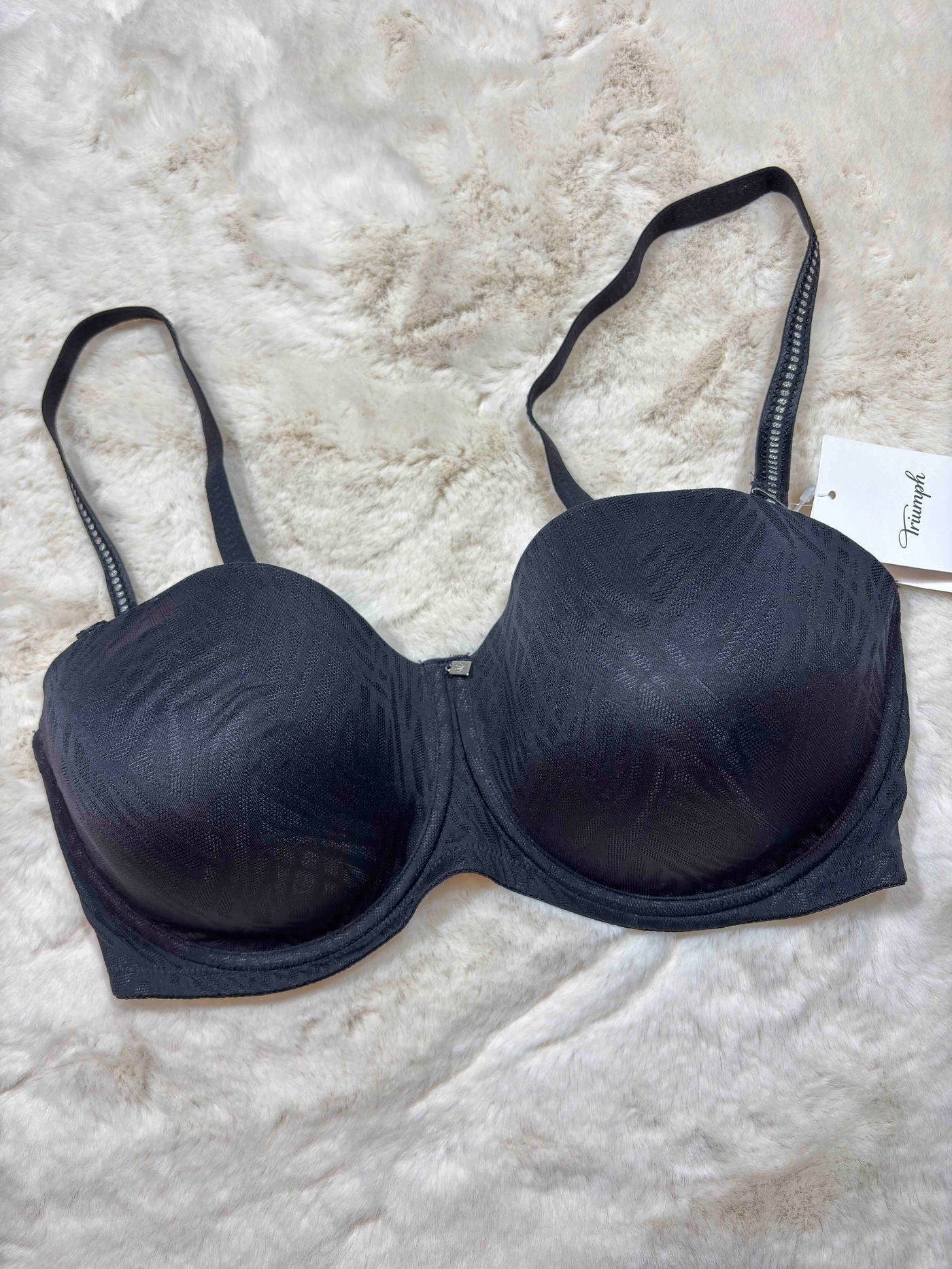 Triumph Tshirt Bra Full Coverage Padded Wired Solid 32DD-40DD 19/04/26