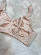 Wacoal Minimizer Full Coverage Non Padded Non Wired Solid 32C-42C 08/02/26