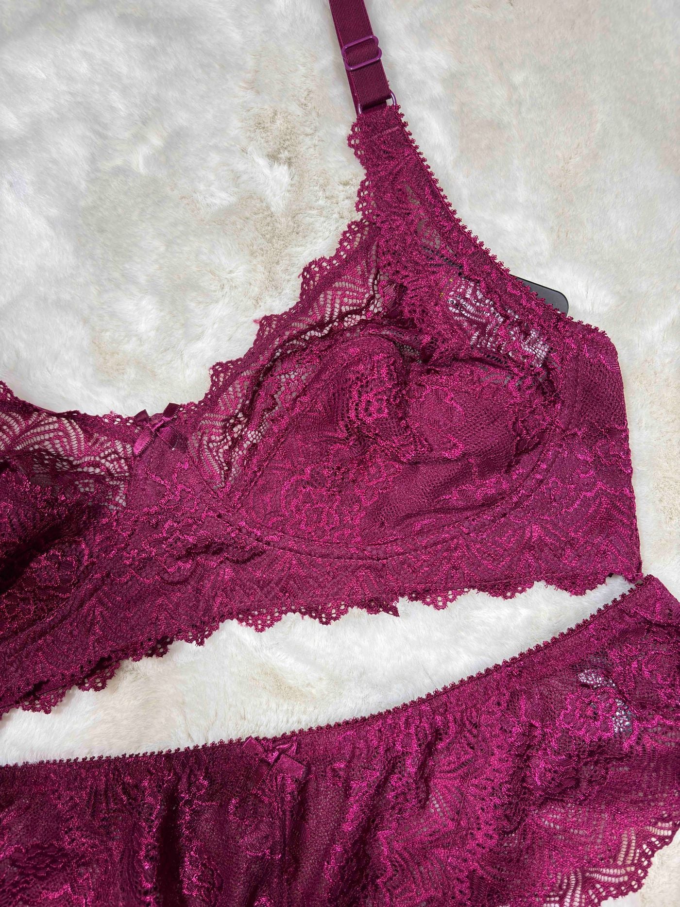 Alies Bra Panty Set Full Coverage Non Padded Non Wired Solid 21/02/26
