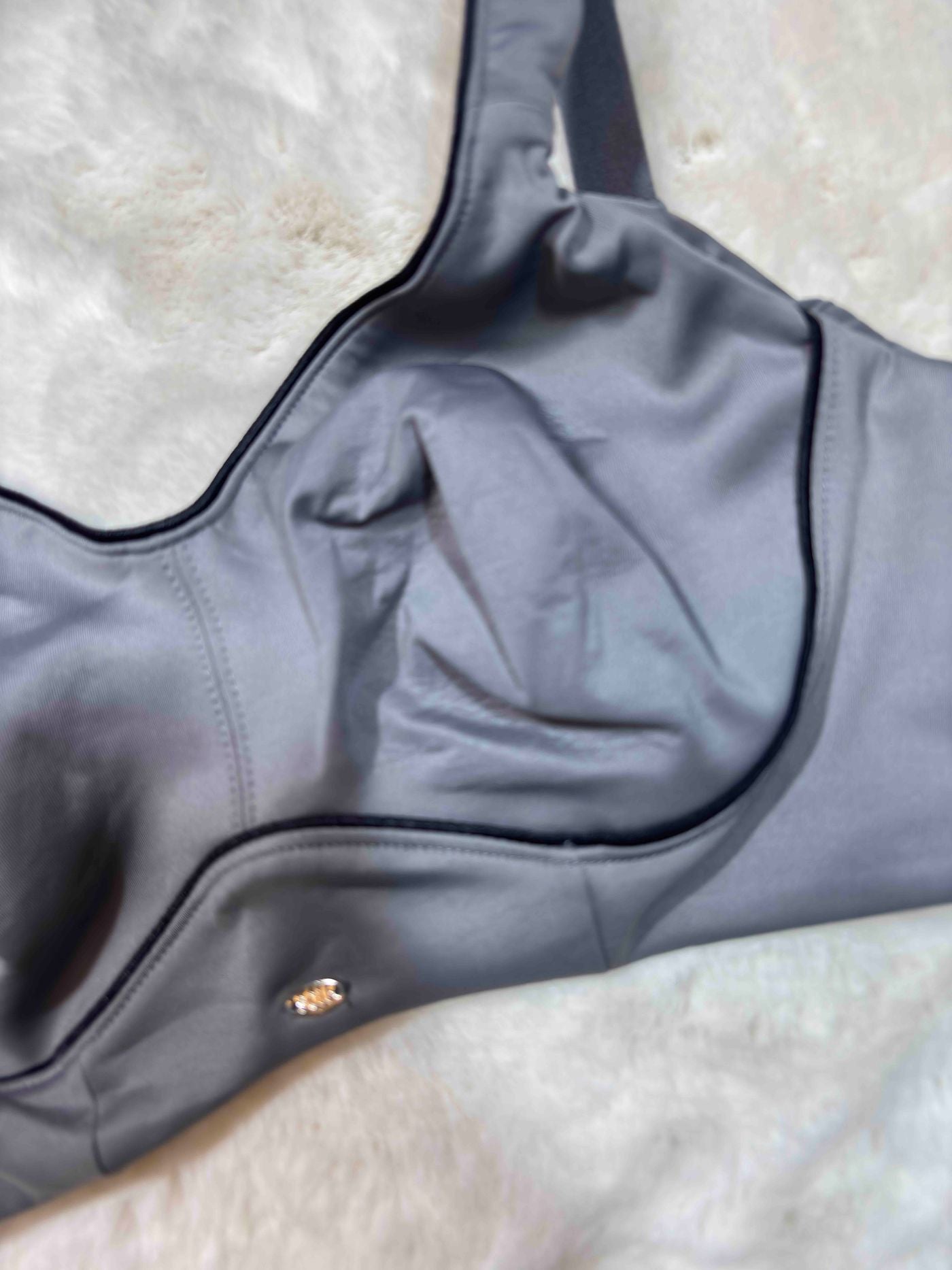 SOIE Minimizer Full Coverage Non Padded Non Wired Solid 34D-44D 09/03/26