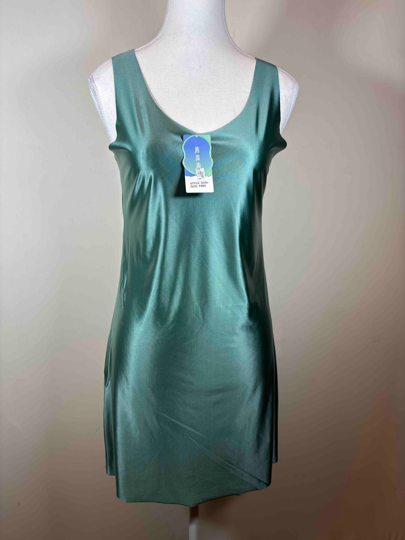Nyati Broadstraps Slip Solid Freesize 20/01/26