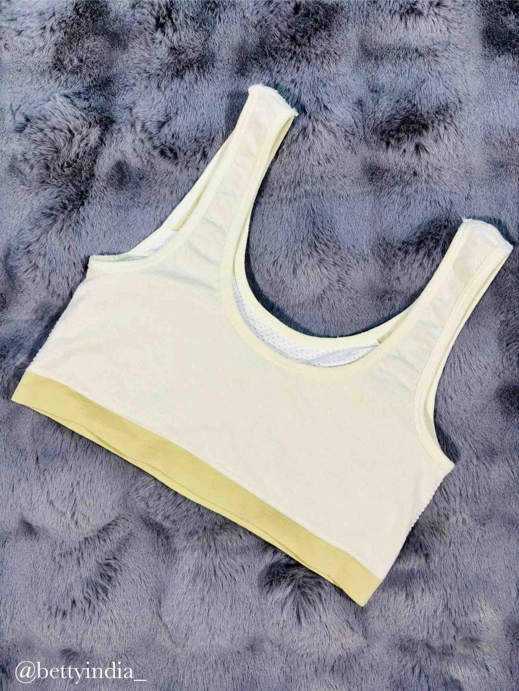 Tshirt Bra Padded Non Wired Full Coverage Free Size 24/06/25